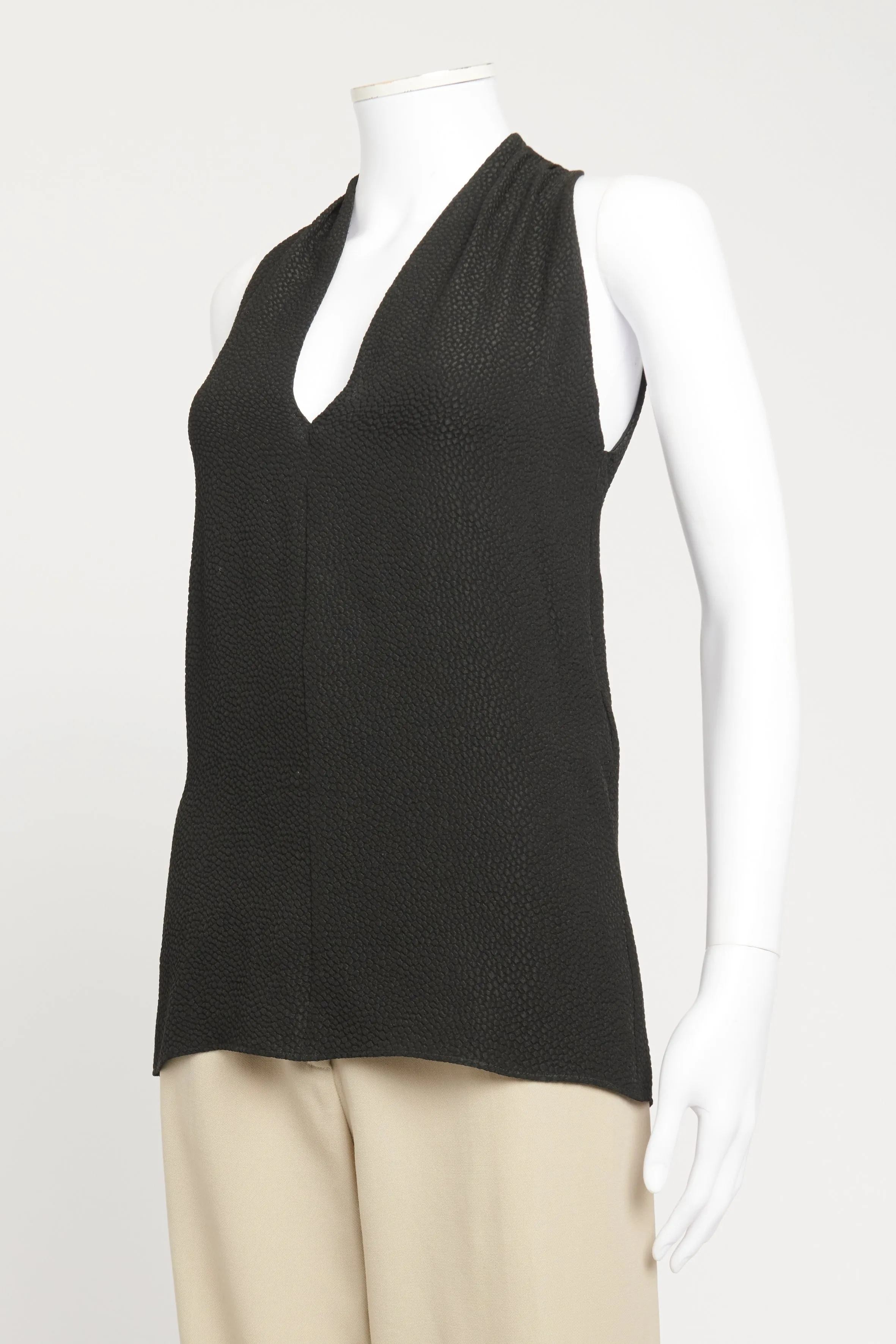 2013 Black Preowned V-Neck Sleeveless Textured Top