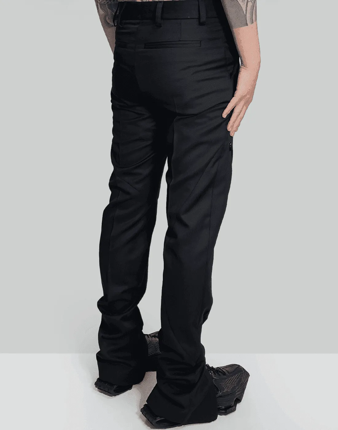 ADIAMORPHIC TAILORED TROUSERS