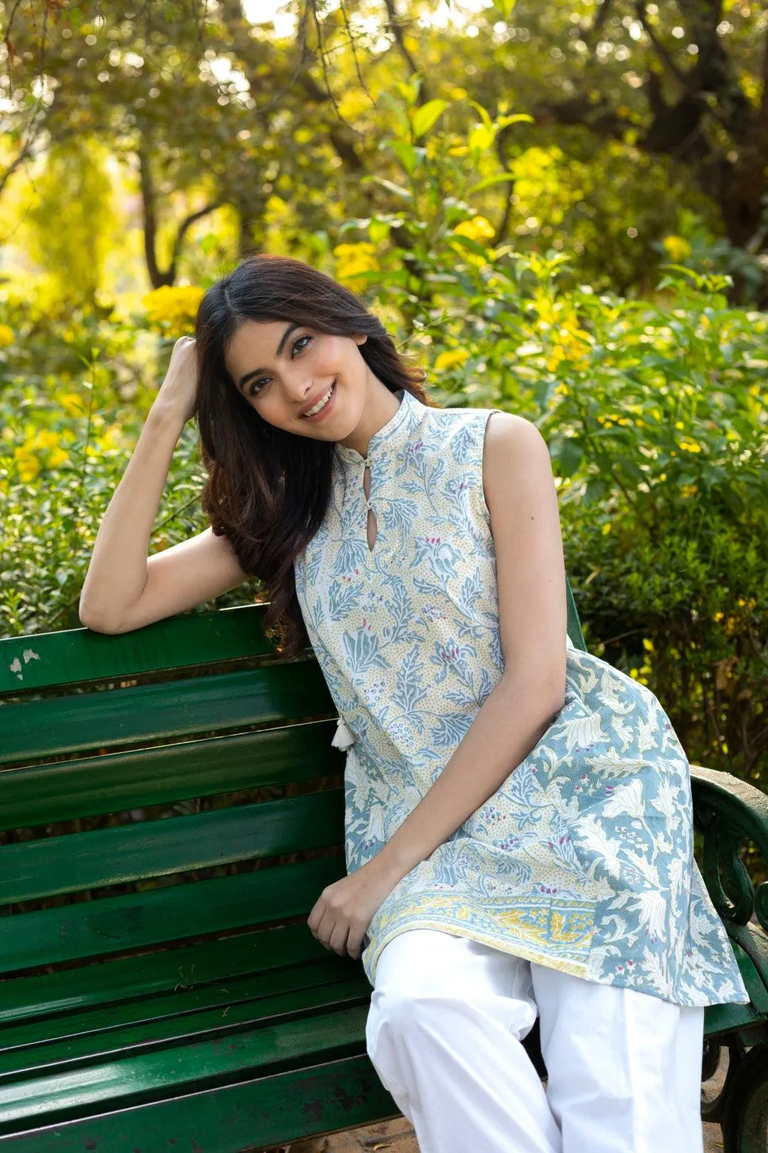 DAINTY KURTA SET
