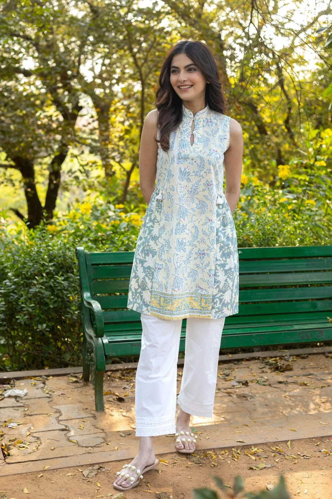 DAINTY KURTA SET
