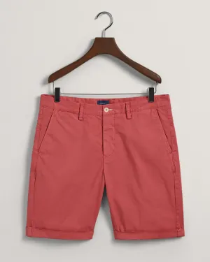 GANT - Allister Regular Fit Sunfaded Shorts in Mineral Red