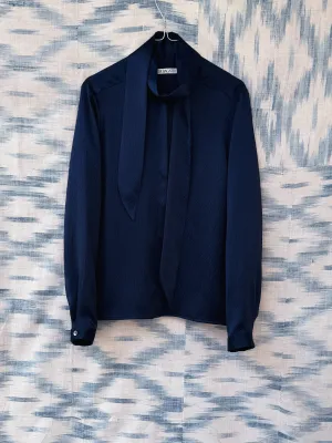 Lee Shirt, midnight blue wavy pearl satin