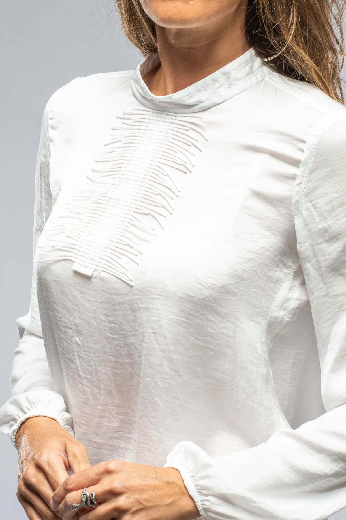 Mave Fringe Front Blouse In White