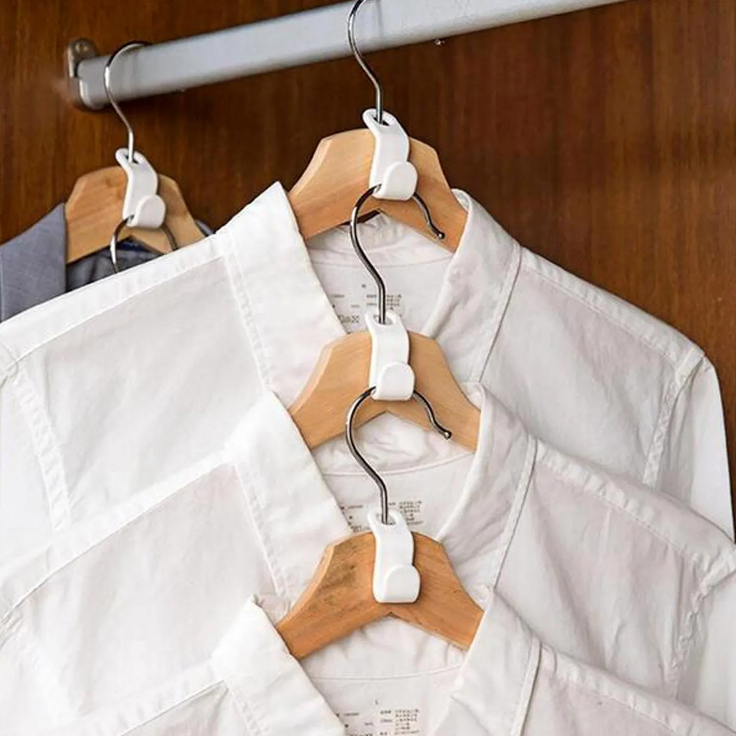 Non-Slip Plastic Clothes Hanger with Pad