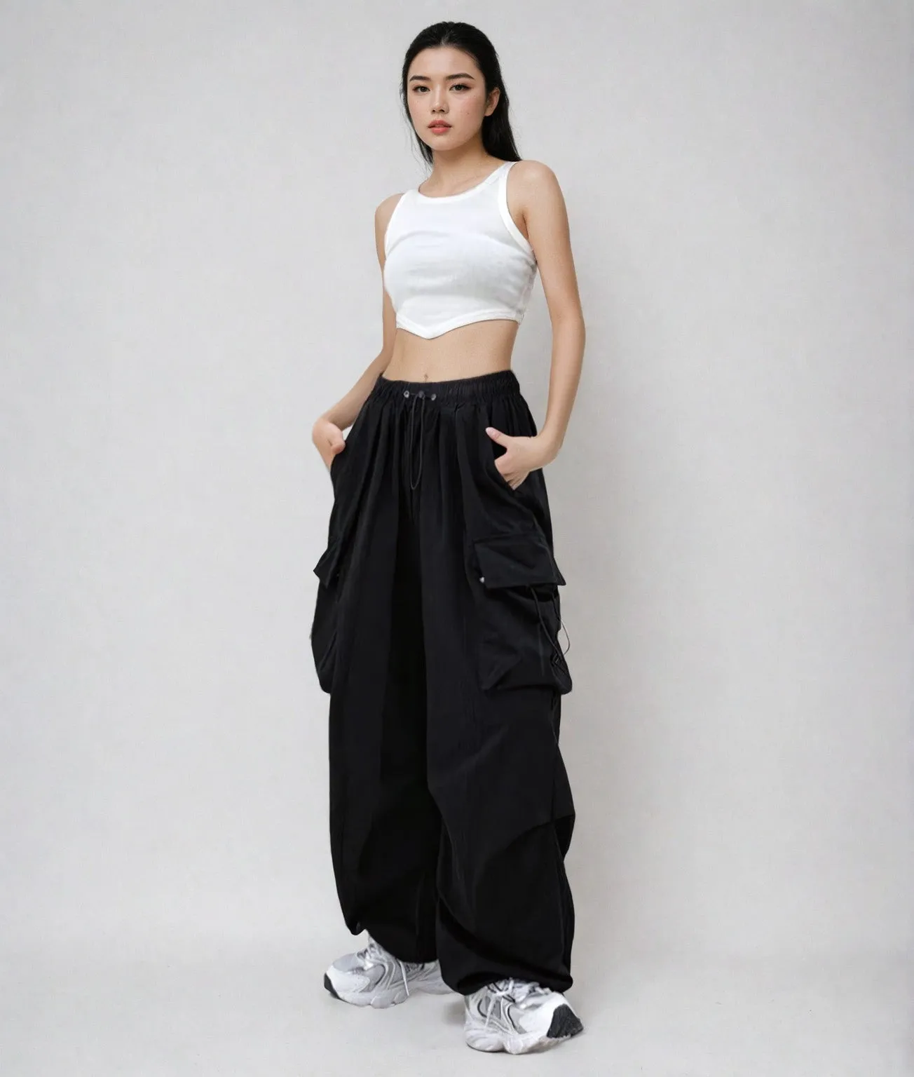 Wide Leg Drawstring Cuff Cargo Pants