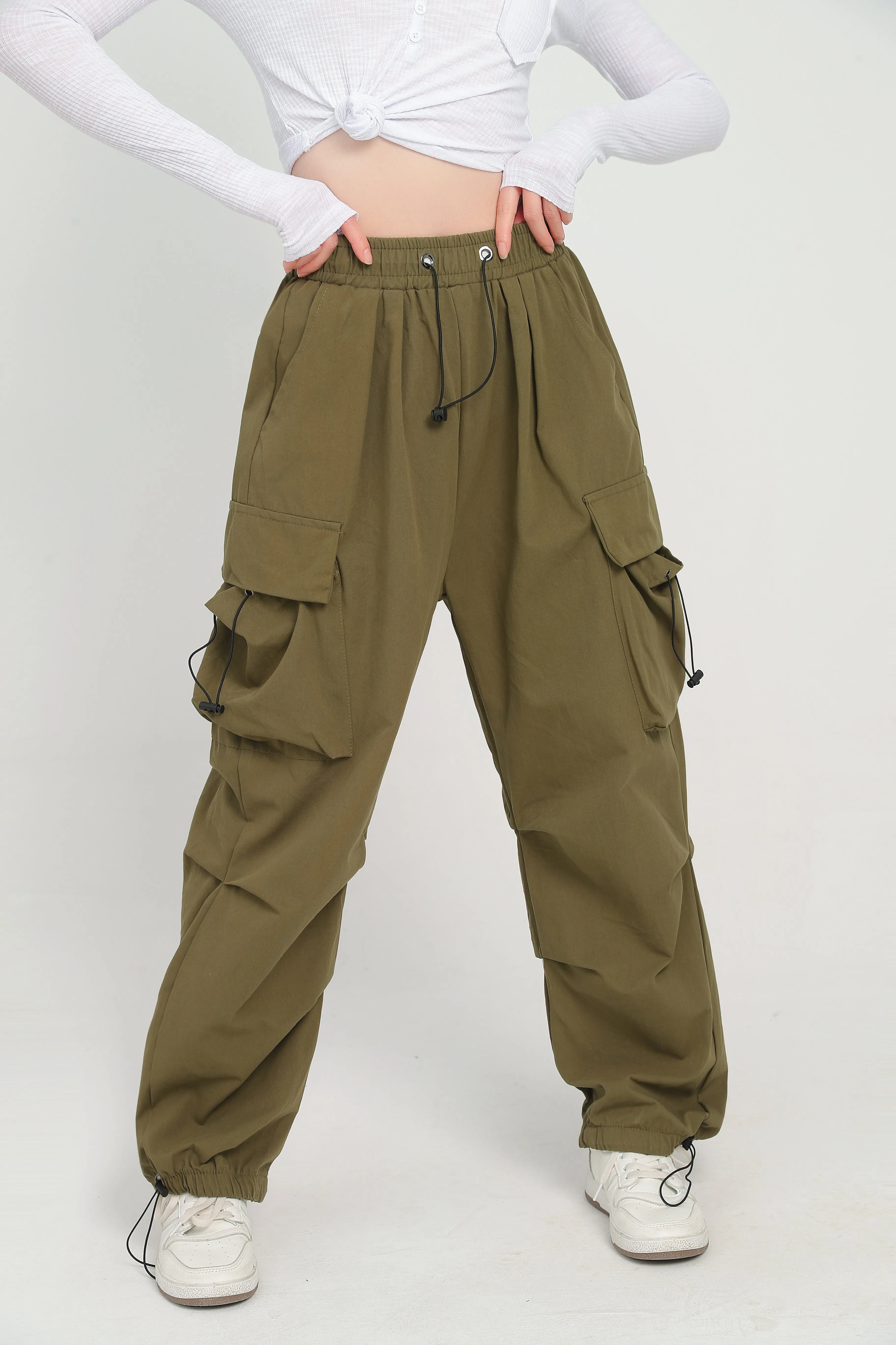 Wide Leg Drawstring Cuff Cargo Pants