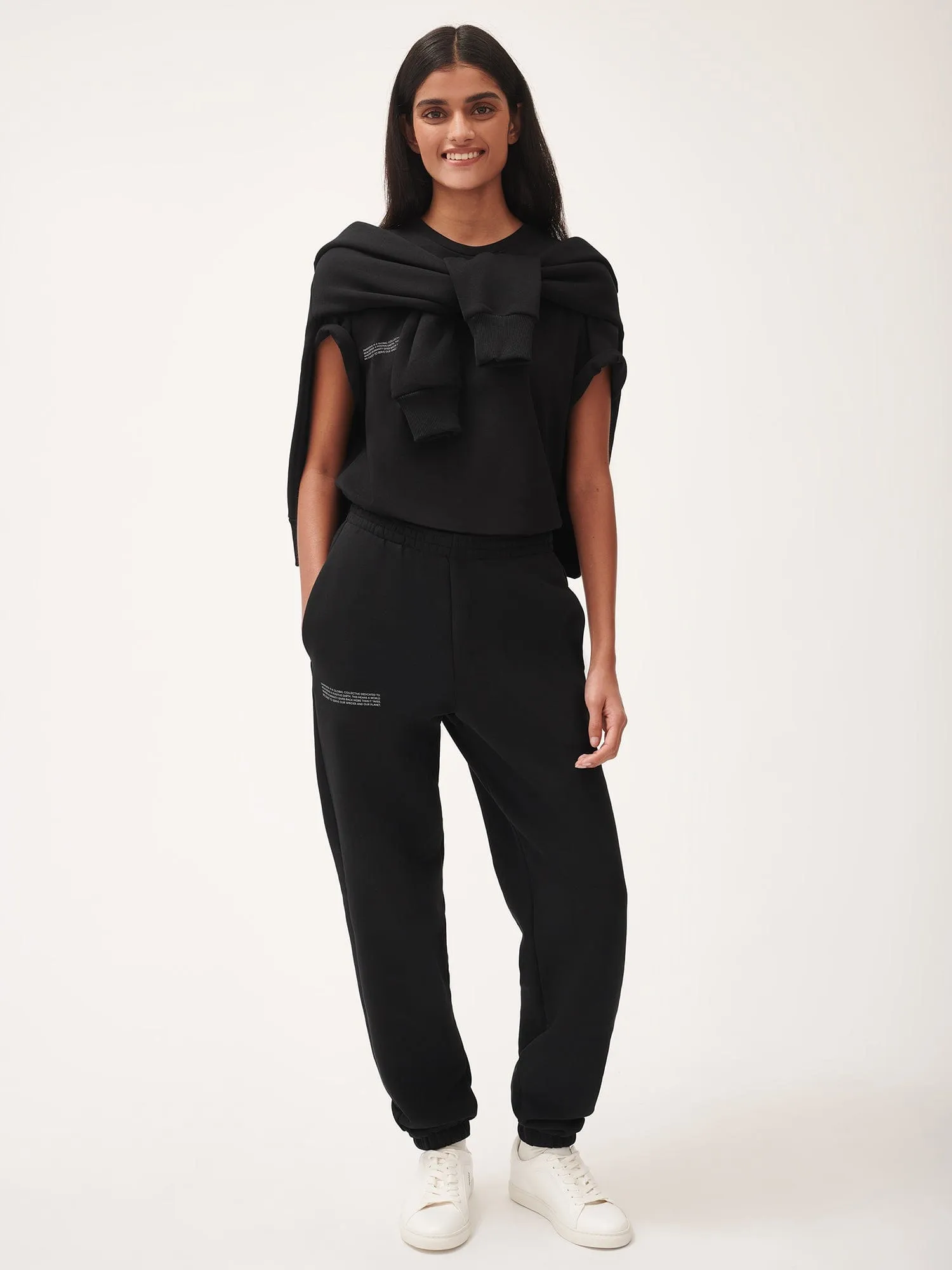 Womens 365 Heavyweight Track Pantsblack